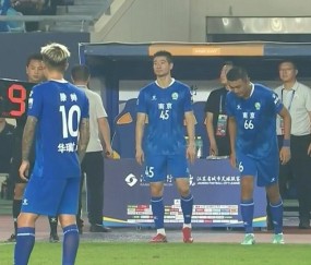 替换队友出场，吉翔在南京奥体代表南京队完成“苏超”首秀