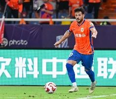 经十路梅西！自2012，卡扎伊什维利唯一单赛季四次戴帽的中超球员